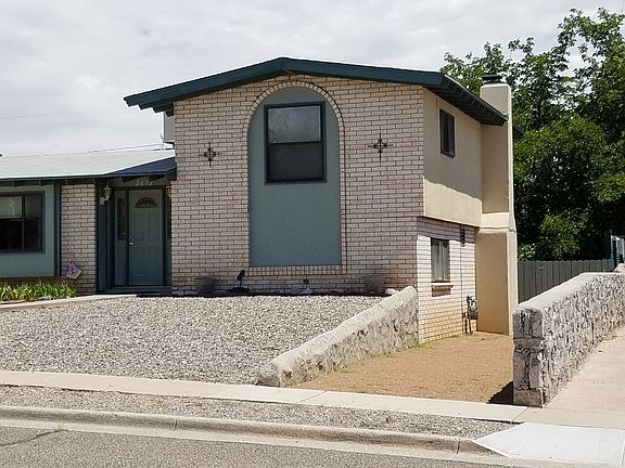 Extra Drive way / RV Parking