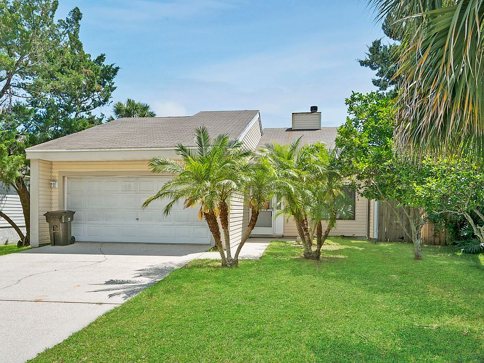 1st image of 428 Arricola Ave
