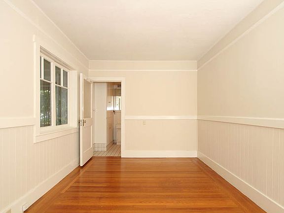 5th image of 1473 Miramonte Ave Unit 1