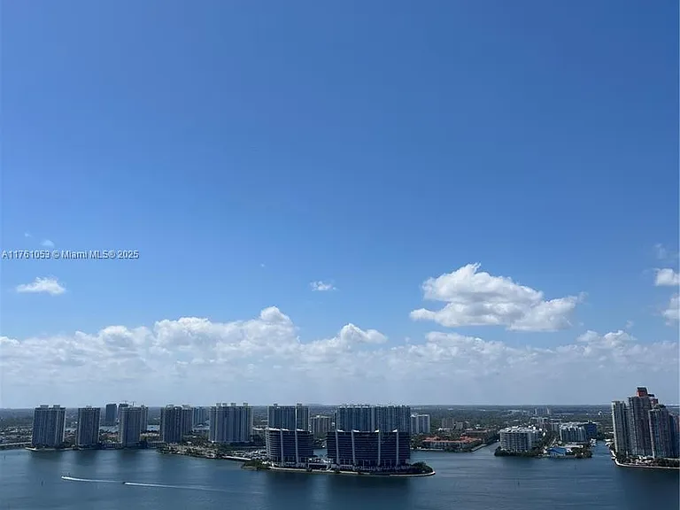 18911 Collins Ave #2607 — Photo 37
