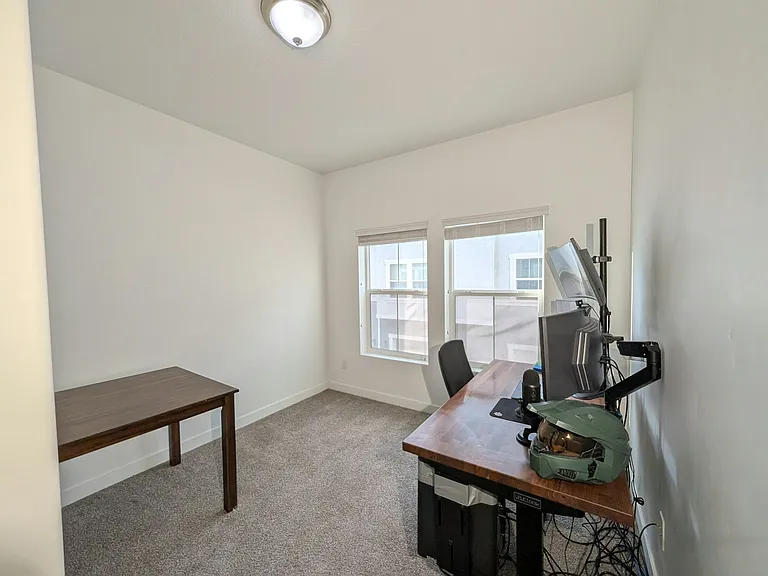 688 E 355 N — Photo 13