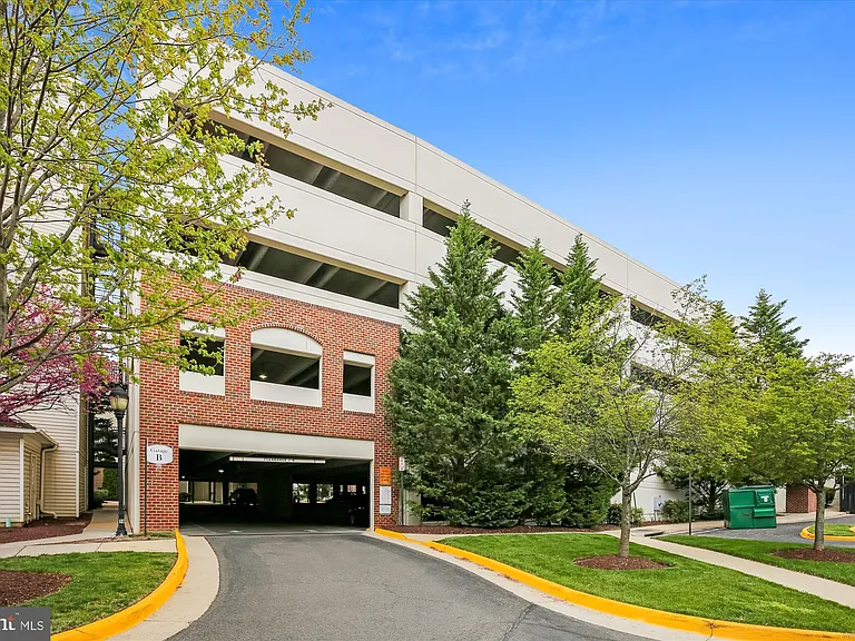 12941 Centre Park Cir #216 — Photo 36