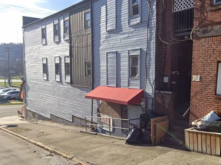 578 Broadway #4 — Photo 2