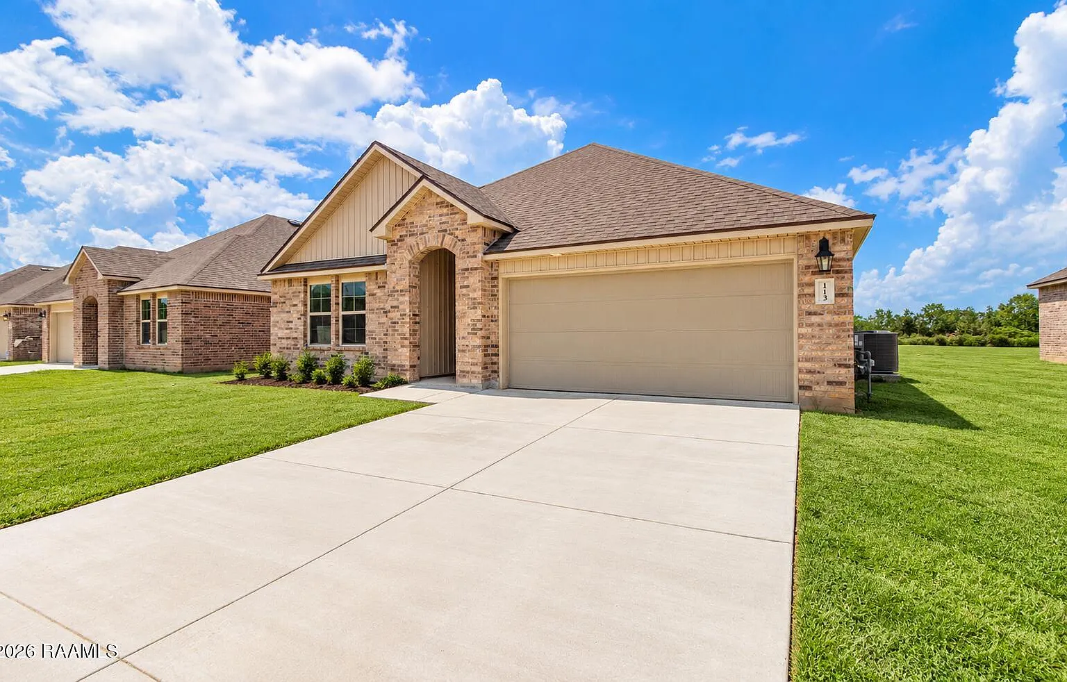 4 bed, 1874 sqft, $2,100 — Photo 3