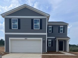 303 Centergate Dr, Charles Town, WV 25414