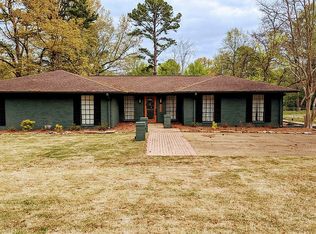 2006 Van St, Tupelo, MS 38804