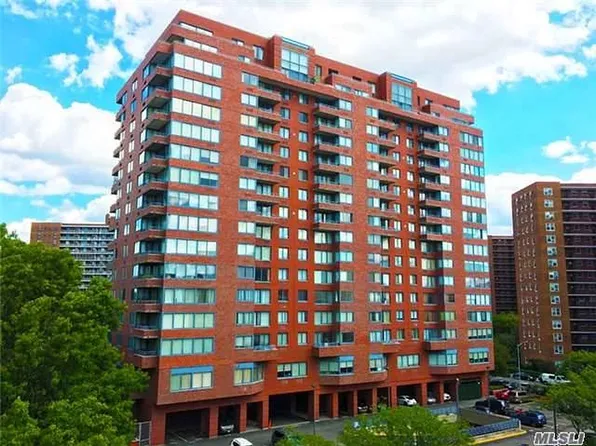 62-54 97th Pl #11L, Rego Park, NY 11374