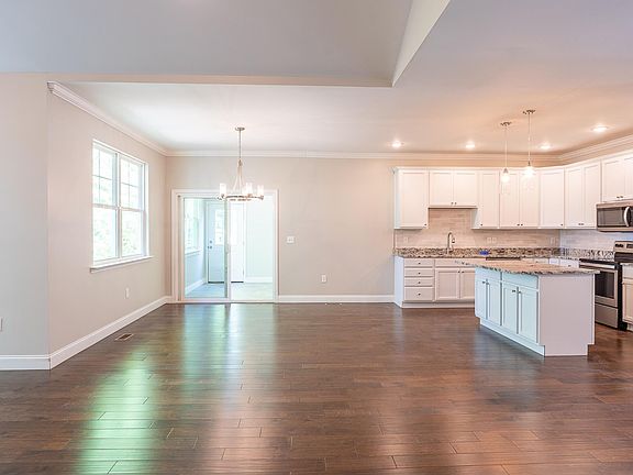 4th image of 1025 Cottage Stone Ln NE