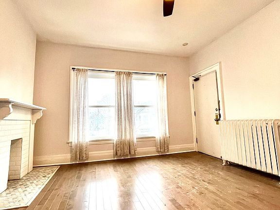 4th image of 133 Elmwood Ave APT 4