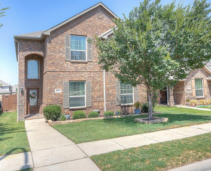 1st image of 8444 Gentian Dr