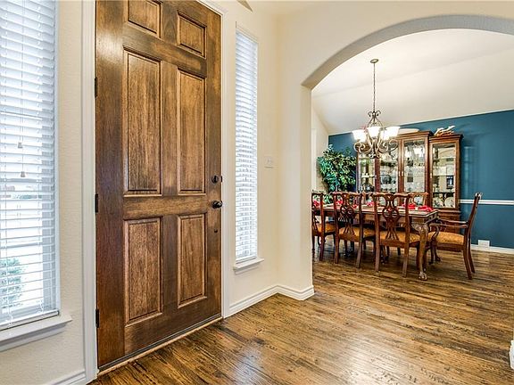 3rd image of 1360 Amistad Dr