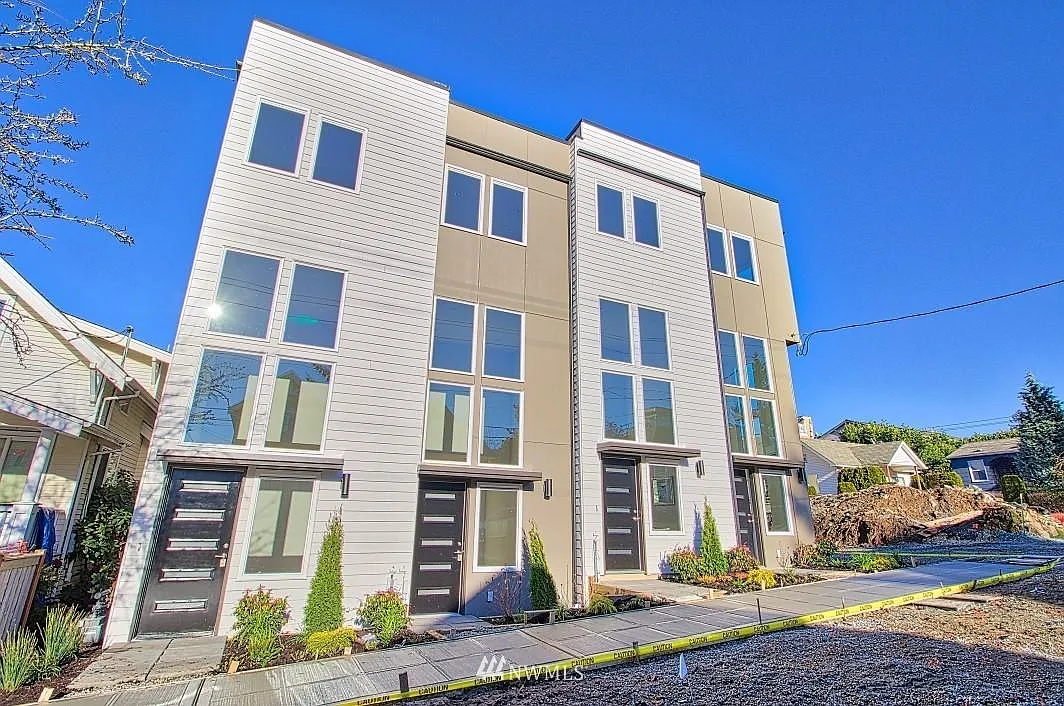2 bed, 1.5 bath, 1400 sqft, $3,200 — Photo 1