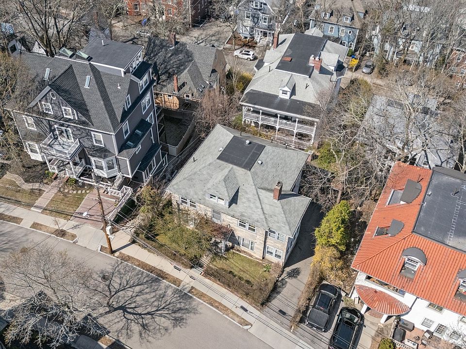 1st image of 79 Winthrop Rd