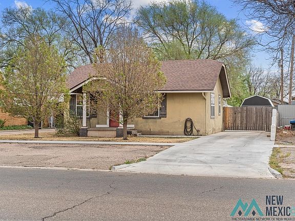 2nd image of 1009 Pile St