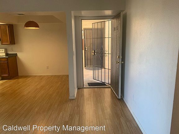 5th image of 10610 S 48th St Unit 2078