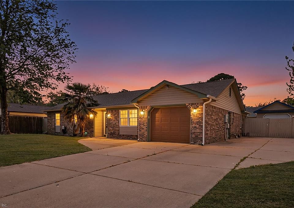 1st image of 5445 Hunt Club Dr