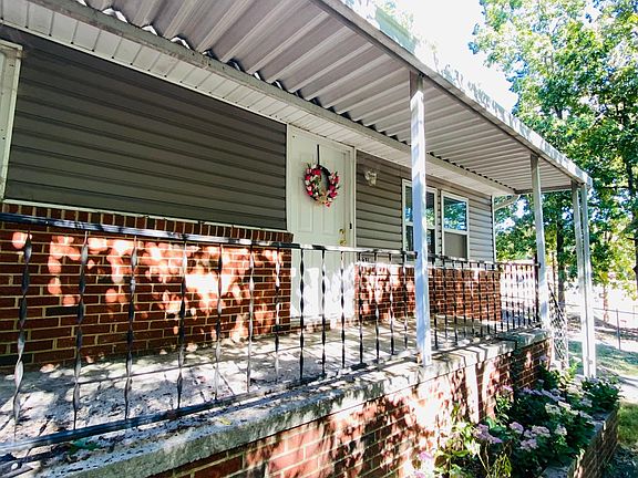 3rd image of 5731 Lucile Ln
