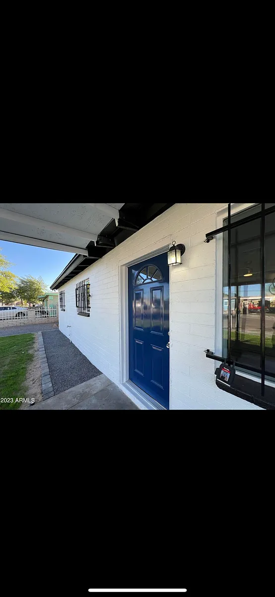 Building Photo - 4702 S 36th Dr