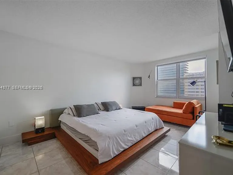 1950 S Ocean Dr #19E — Photo 26