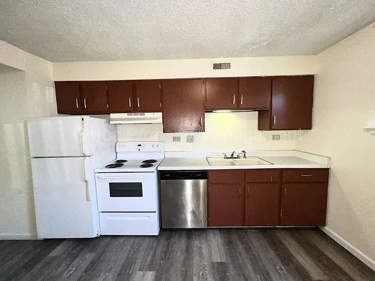 9370 E Girard Ave #8 — Photo 8