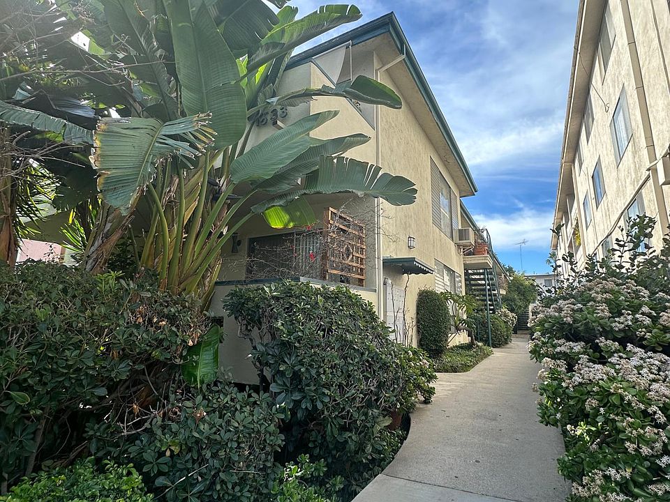 1st image of 1533 N Hayworth Ave APT 103
