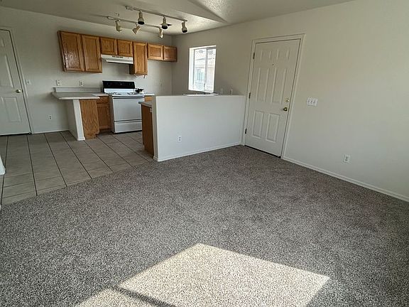 2nd image of 2147 Moyo Dr #103