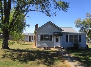 223 N Glendening Ave, Huntington, AR 72940