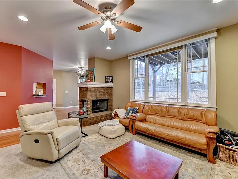 2213 Hamilton Mill Pkwy — Photo 17