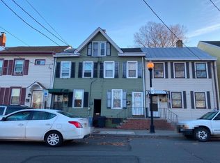 832 Lamberton St, Trenton, NJ 08611