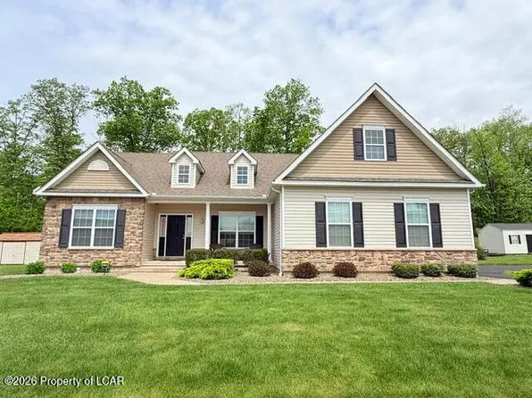 201 Long Run Rd, Drums, PA 18222