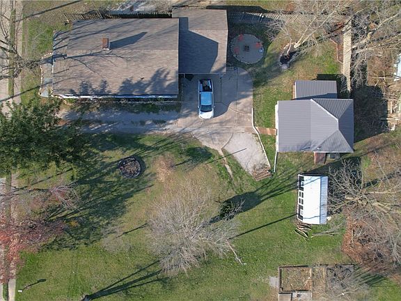5th image of 7 S Kansas Ave