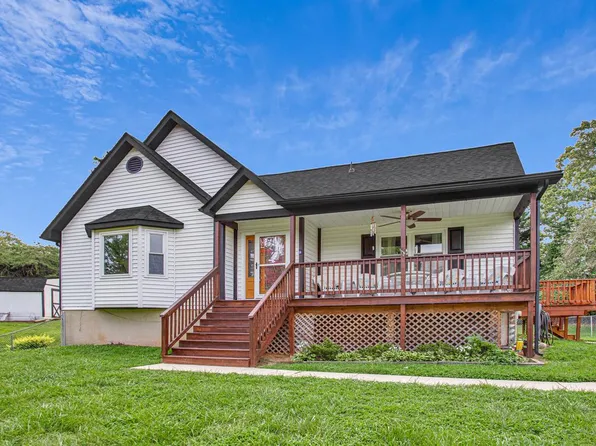 8070 Nursery Rd, Lusby, MD 20657