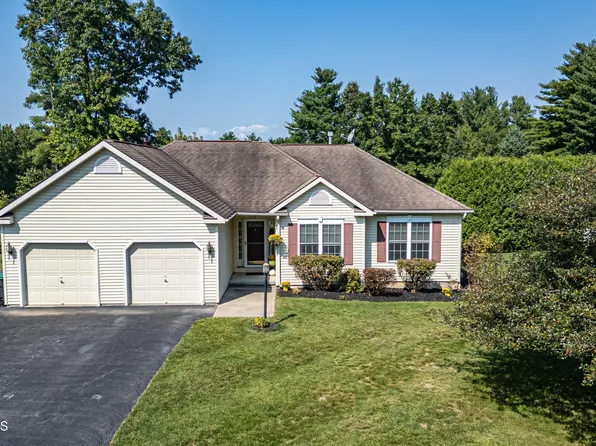 4 Native Dancer Lane, Saratoga Springs, NY 12866