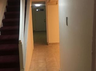 180 Essex St #1, Brooklyn, NY 11208