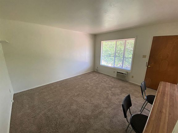 4th image of 371 Cedar St APT 5