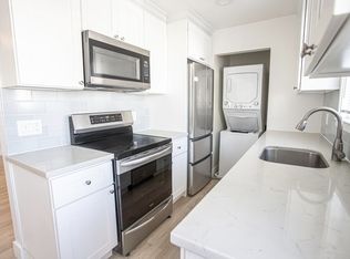 3285 Delaware St APT 201, Oakland, CA 94602