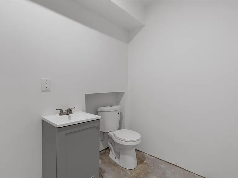 12019 Beth Ln — Photo 39