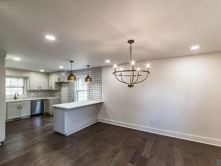 8013 Tea Garden Rd SE — Photo 6
