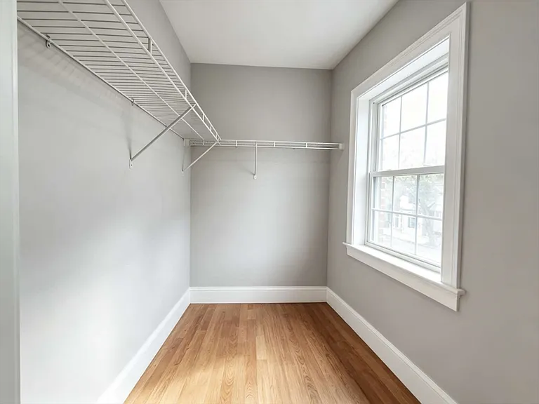 84 Chelsea St #2 — Photo 2