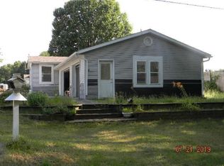 13100 Pinewood St, Gowen, MI
