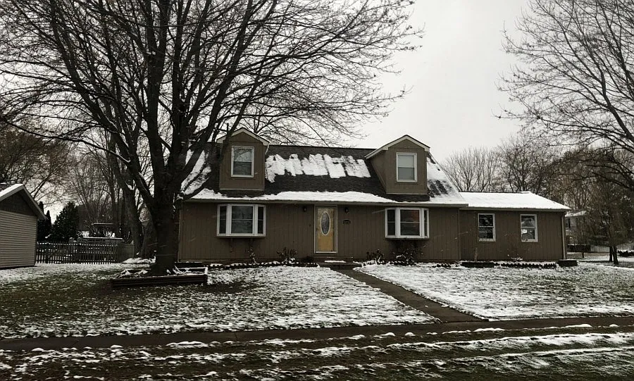 5078 June Dr photo 1