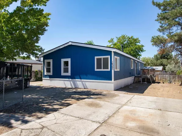 16395 Rhyolite Cir, Reno, NV 89521