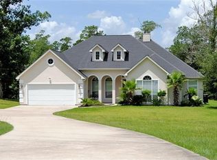 2203 E Blue Lake Dr, Magnolia, TX 77354