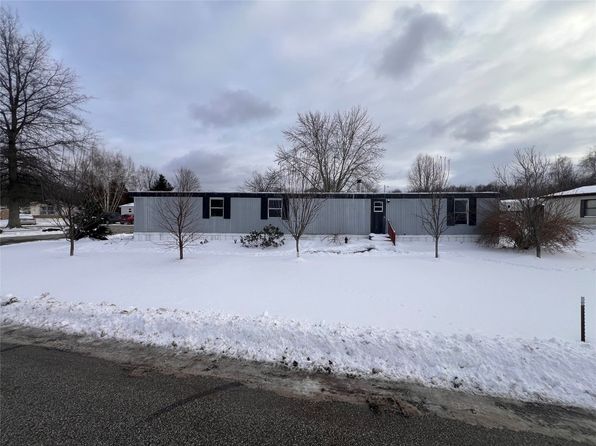 421 Oak Ridge Pl, Girard, PA 16417
