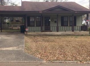 1123 W Faulkner St, El Dorado, AR 71730