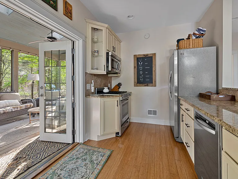 16 Walden Way — Photo 17