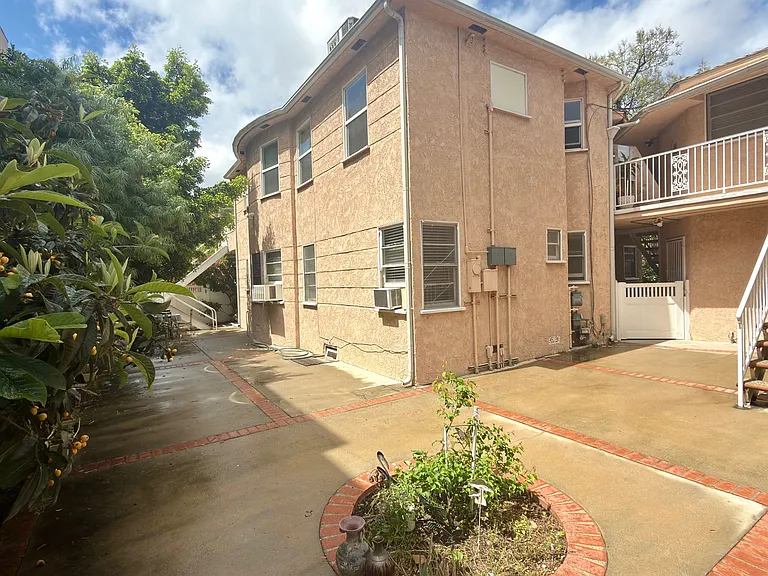 1700 Don Carlos Ave #A — Photo 12