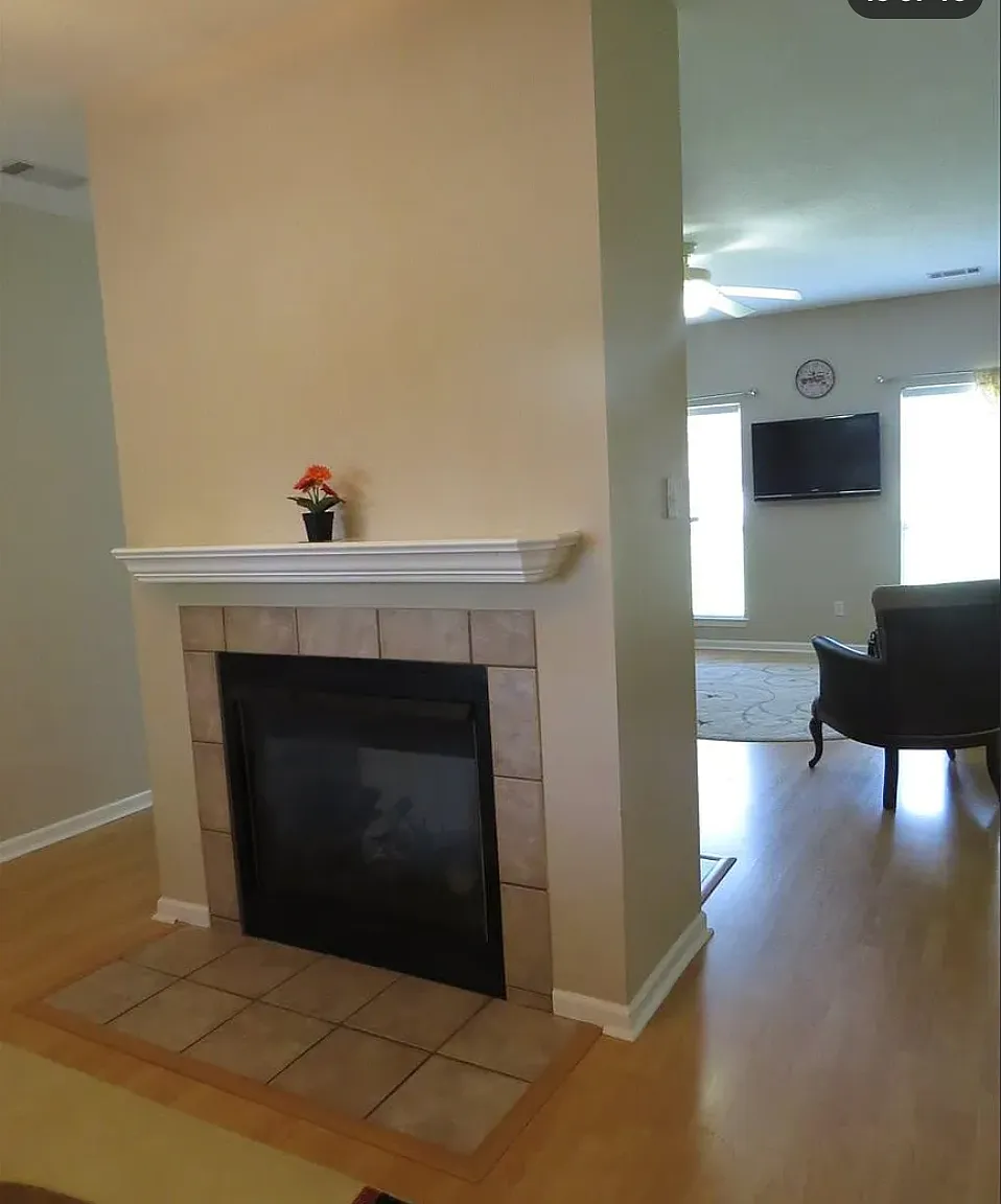 3 bed, 1561 sqft, $2,250 — Photo 3