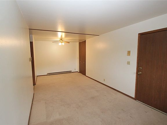 5th image of 939 High Street #1-16