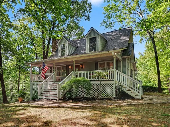 1136 Timber Ridge Ln, Ellijay, GA 30540